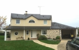 Maison bois et pierre traditionnelle en Mayenne (53)