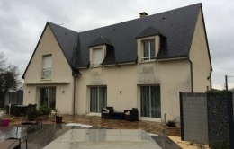 Relooking complet avec isolation par lextrieure en mayenne 53 - Avant